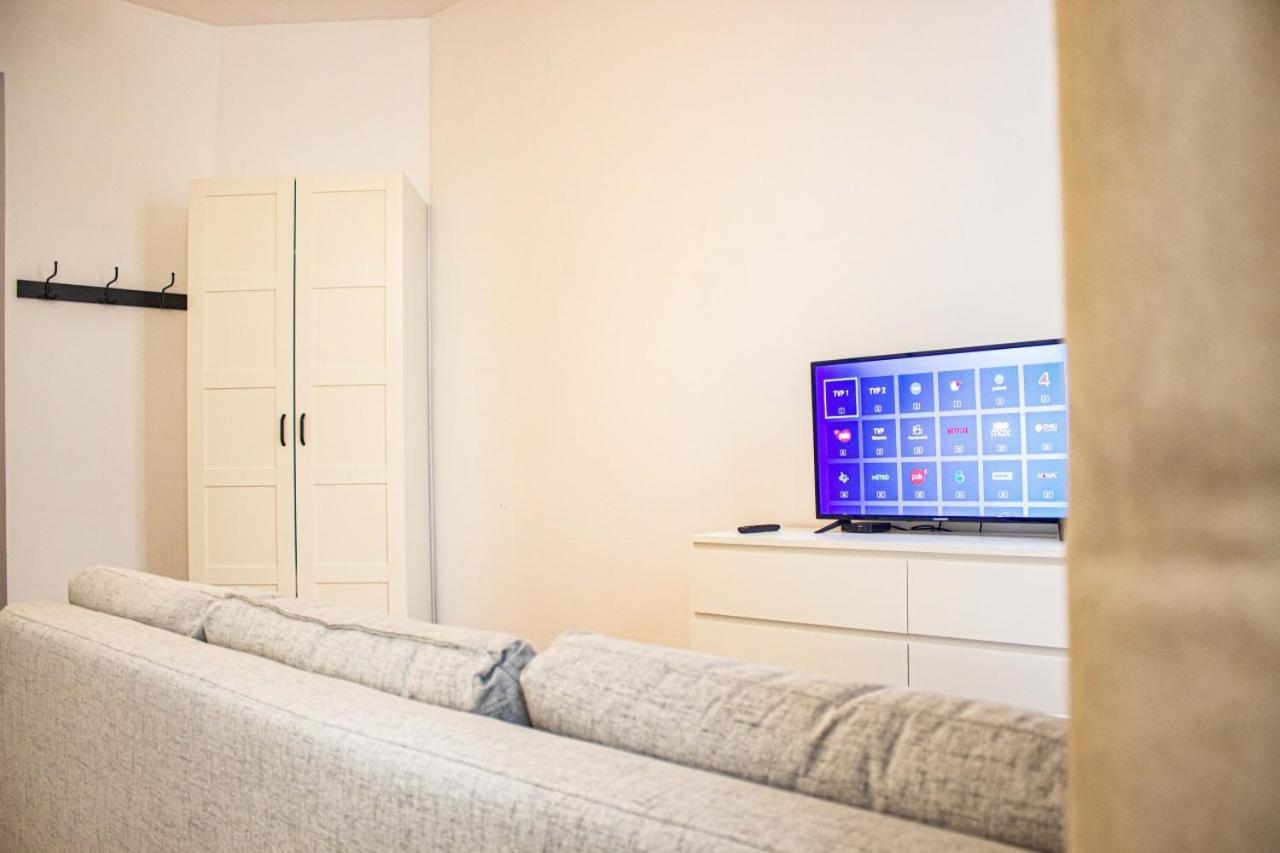 Lägenhet Przytulne Mieszkanie W Centrum